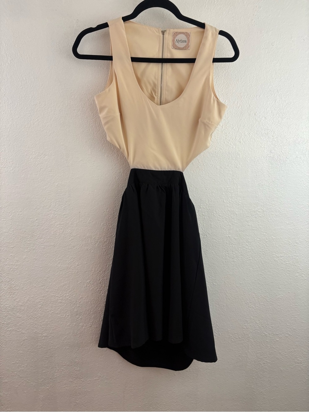 Alythea colorblock cut-out skater dress sleeveless deep V-neck cream black skirt